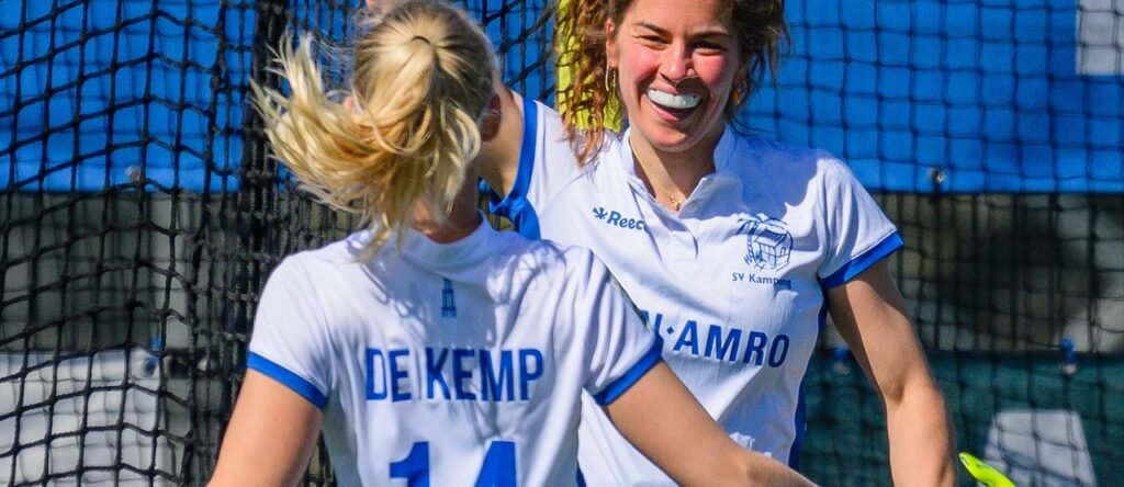 hoofdklasse kampong beats den bosch oranje rood takes point 6910d7fb13823 - Hoofdklasse: Kampong beats Den Bosch, Oranje-Rood takes point - On the tenth round of play in the Tulp Hoofdklasse Women, Kampong won 4-2 over Den Bosch. Sosha Benninga was the standout player for Kampong's side with three goals. Striker Oranje-Rood picked up a point after they overturned a 2-0 deficit against Hurley (2-2). Leaders SCHC made no mistake, winning 2-0 against HGC in Wassenaar. The Bosderby between Amsterdam and Pinoké had no winner. It ended 2-2.