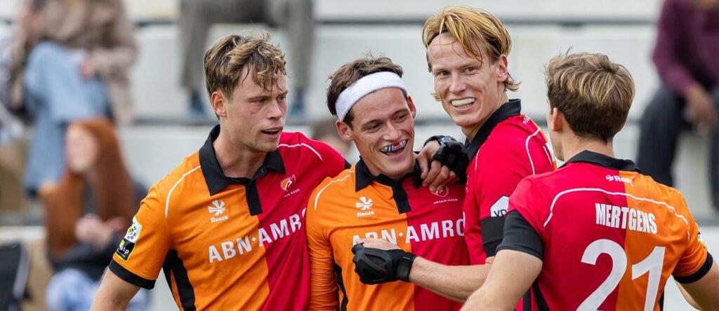 hoofdklasse mens chair dance already seven times a new leader 690c8f18a5ef1 - Hoofdklasse: Men's chair dance: already seven times a new leader - The battle for the top spot in the Tulp Hoofdklasse Men is unprecedentedly exciting this season. After ten match rounds, five different clubs have already led the rankings, with Oranje-Rood the most frequent frontrunner.