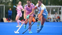 abf 3016 zf 10563 10340 1 010 - EY Champions Trophy Finals places up for grabs as tense Play-Off matches take centre stage this Saturday. - Thursday, April 23: This Saturday, four women’s & four men’s sides will go toe-to-toe to secure the final places in the upcoming EY Champions Trophy Finals Weekend on May 09 & 10 in Lisnagarvey Hockey Club. Thus far, Loreto and Railway Union, and Lisnagarvey and Banbridge have both booked their places having secured first and second spot in the Women’s & Men’s EY Hockey League, respectively.