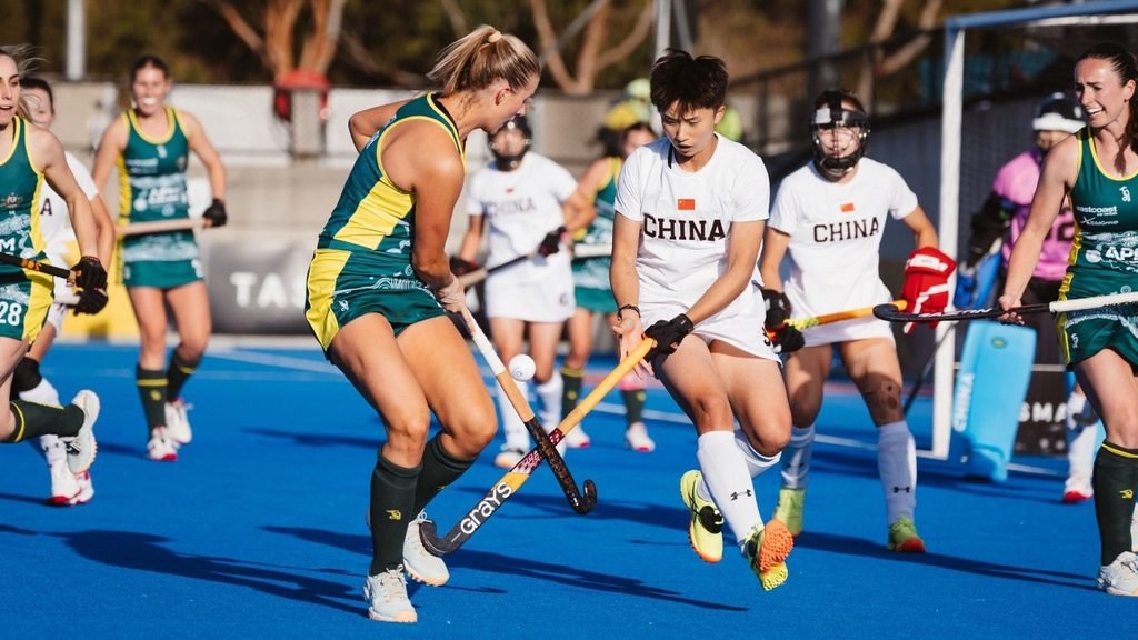 oxef2svist - FIH: Belgian men and Dutch women top the log at Pro League halfway mark - Australia’s men’s side missed an opportunity to take the lead in the FIH Hockey Pro League standings at the halfway stage after drawing with India and then losing the resulting shootout on the final day of action in Hobart on Wednesday.