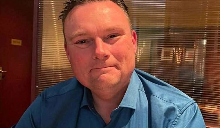 Richard Russell - Richard Russell: The Quiet Heartbeat of a Hockey Club - Holcombe Hockey Club has lost one of its most devoted servants. Richard Russell, who died on 14 May aged 54, gave more than 30 years to the game he loved.