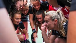 ep 3789 1024x704 1 - EHL: Veenedaal heroics set up Amsterdam-Den Bosch decider - EHL - Anne Veenendaal was the AH&BC Amsterdam hero as they defeated EHL champions SCHC to reach the Dutch women’s final after a shoot-out.