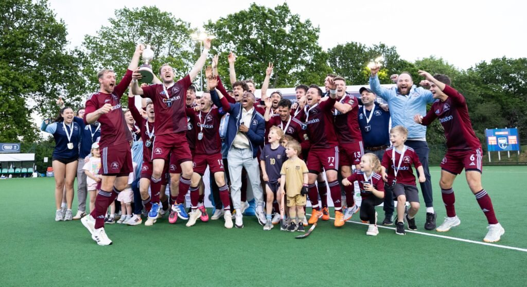 ogs vs wim engfinals26 22 scaled e1777969573161 1024x558 1 - EHL: Old Georgians win back English men’s title - EHL - Old Georgians won back the English men’s title as they overcame Wimbledon 3-2 in Sunday’s final as Surbiton ended up in third place.