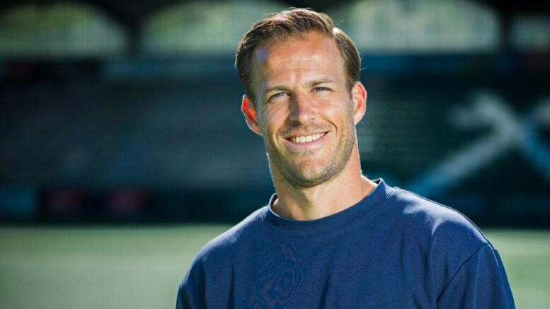 EHL: Hertzberger takes on head coach role at Rotterdam - EHL 1 4361fa67 b45e 4a5a 98e3 24b862fbb959 e1780400966542 1024x719 1 - EHL: Hertzberger takes on head coach role at Rotterdam - EHL - HC Rotterdam has appointed Jeroen Hertzberger as head coach of the men’s first team for next season as they look to build on the Dutch Hoofdklasse title earned last week.