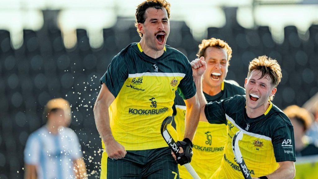 - FIH: China shock Belgium as Germany men and women return to winning ways - A Tom Boon hat-trick guided Belgium’s men to a massive 6-0 win over Pakistan in front of their home crowd in Wavre, but the Belgian women lost just their second match of the season, going down to China.