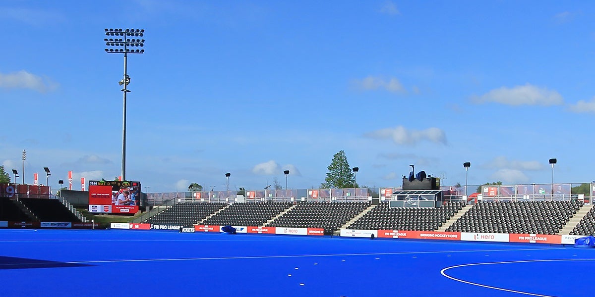 - England: Extreme Heat Advice - England Hockey recognises that periods of extreme heat can present a risk to the health, safety and welfare of players, coaches, officials, volunteers and spectators.