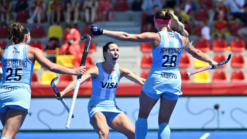 fgiwzgtmic fgiwzgtmic - FIH: Hockeyroos revive survival hopes as Dutch women keep rolling - The Dutch women continued their dominance in the FIH Hockey Pro League with a 4-2 win over Spain in Rotterdam on Saturday, while the men completed a 5-3 victory over Germany.