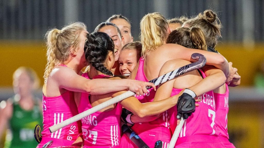 laszaw1wsu laszaw1wsu - FIH: Dutch women close in on Pro League title as rivals stutter - The Netherlands women took a step closer to securing the FIH Hockey Pro League title without playing a match on Tuesday after their closest rivals, Argentina and Belgium, failed to win their respective matches in regulation time.
