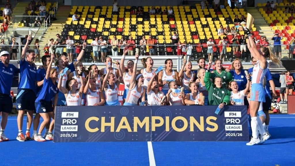 ocvv3f5pbb - FIH: Dutch women and Belgian men sign off in style as thrilling Pro League season wraps up - Already assured of the title, Belgium’s men produced a heroic effort to come from four goals down and beat Australia 5-4 in a thrilling final match of the FIH Hockey Pro League season in Wavre on Sunday. In the other men’s matches, Spain outgunned Germany 5-2, while India edged second-placed England in a shootout.