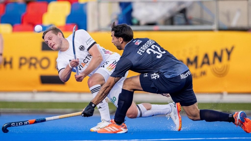 woihj1kfj1 - FIH: Red Lions extend unbeaten streak as England men remain in the hunt - Belgium’s men came from behind against the Netherlands to extend their season-long unbeaten streak with a 2-2 draw before taking the extra point in the shootout.