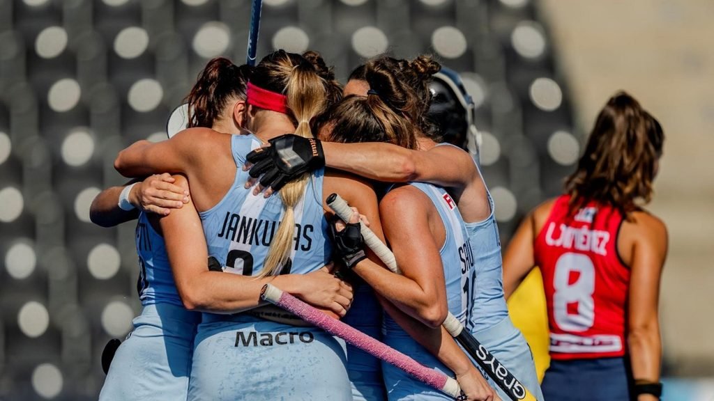 zy4iobmdda - FIH: Relegation battle intensifies after Ireland women suffer costly defeat to Germany - The FIH Hockey Pro League women’s relegation battle is set for a tense finish after Ireland’s 3-1 loss to Germany on Friday left them tied on points with England at the bottom of the table, with England still holding a game in hand.