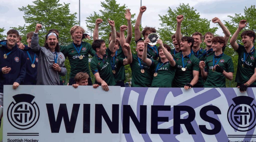 edinburgh uni 1024x570 1 - EHL: Edinburgh Uni win big at Scottish awards night - EHL - Edinburgh University Men’s Hockey Club won three of the big prizes at the Scottish Hockey Awards last night, taking the Club Team of the Year, Player of the Year and Coach of the Year prizes.