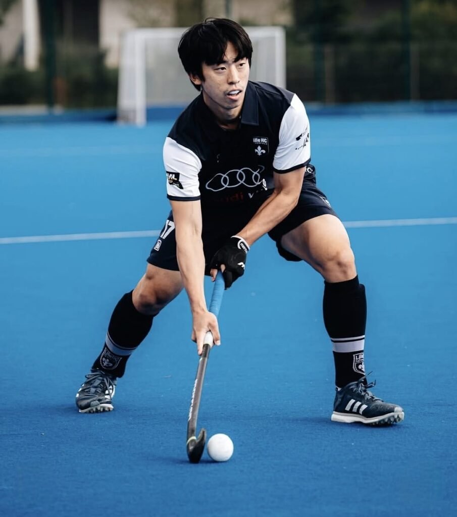 park 2 e1790247636672 905x1024 1 - EHL: Park Junseok ready to make Korean EHL history with Lille MHC - EHL - When Park Junseok steps onto the pitch for Lille MHC in October’s Euro Hockey League in Eindhoven, he will become the first Korean player ever to compete in European club hockey’s premier competition.